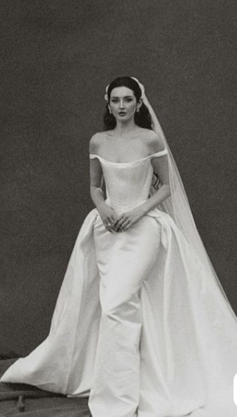 Bride in off-shoulder gown